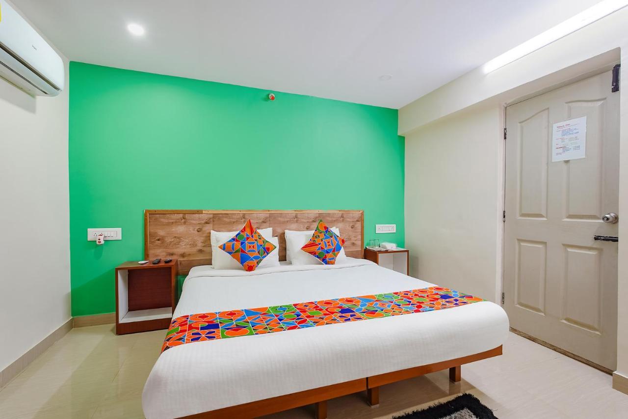 Fabexpress Manyu Inn - Nr Haralur Road Бангалор Экстерьер фото